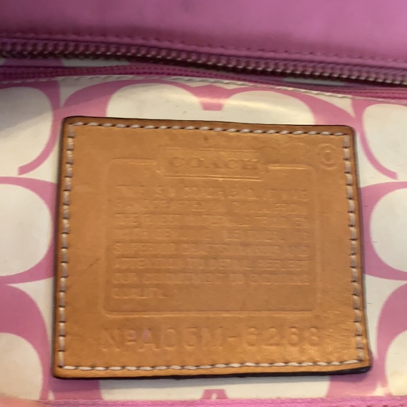 Authentic Coach satchel handbag - Picture 10 of 11